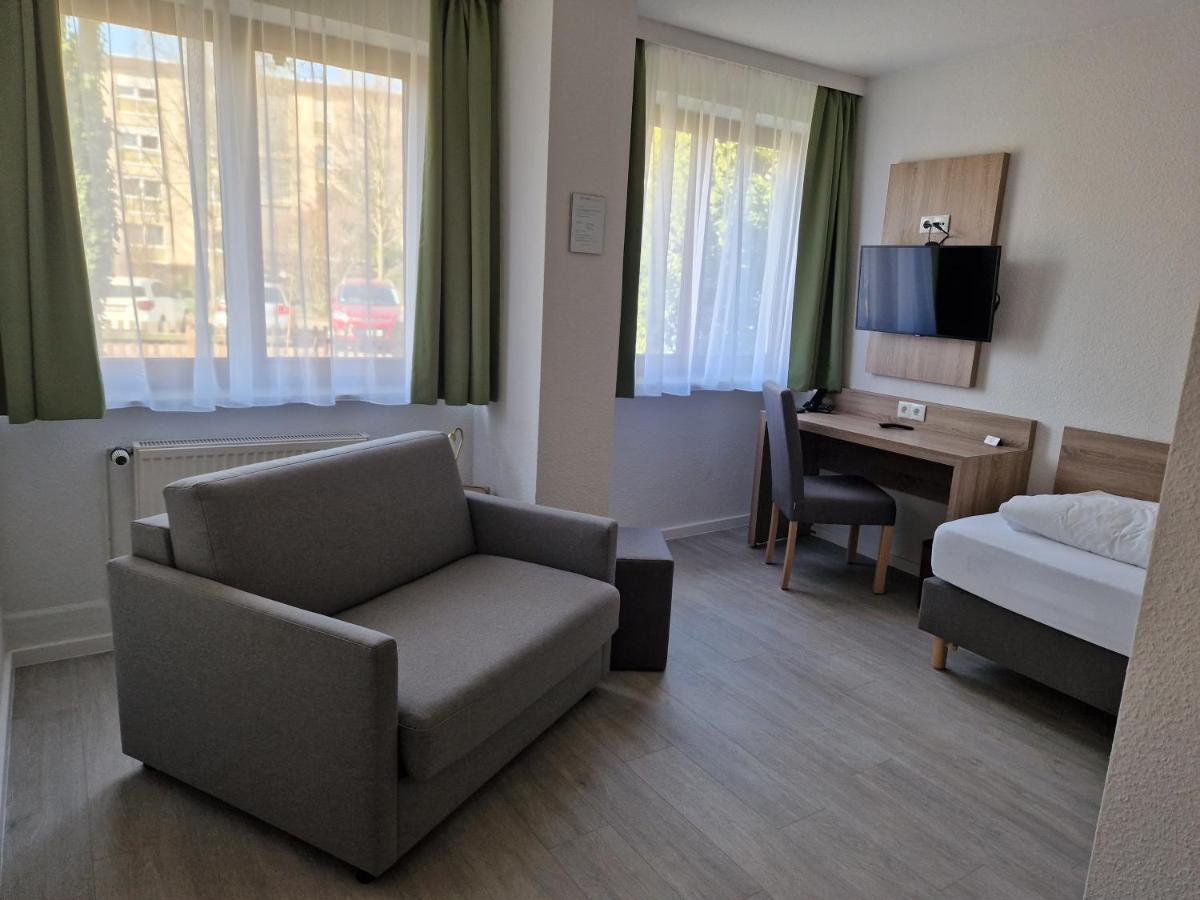 Hotel Ladage Франкфурт-на-Майне Экстерьер фото