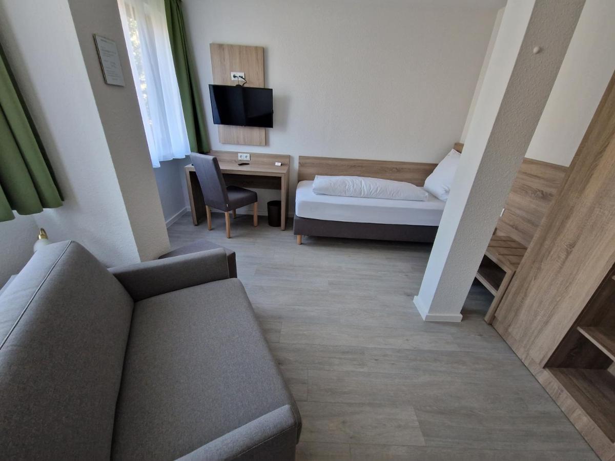 Hotel Ladage Франкфурт-на-Майне Экстерьер фото