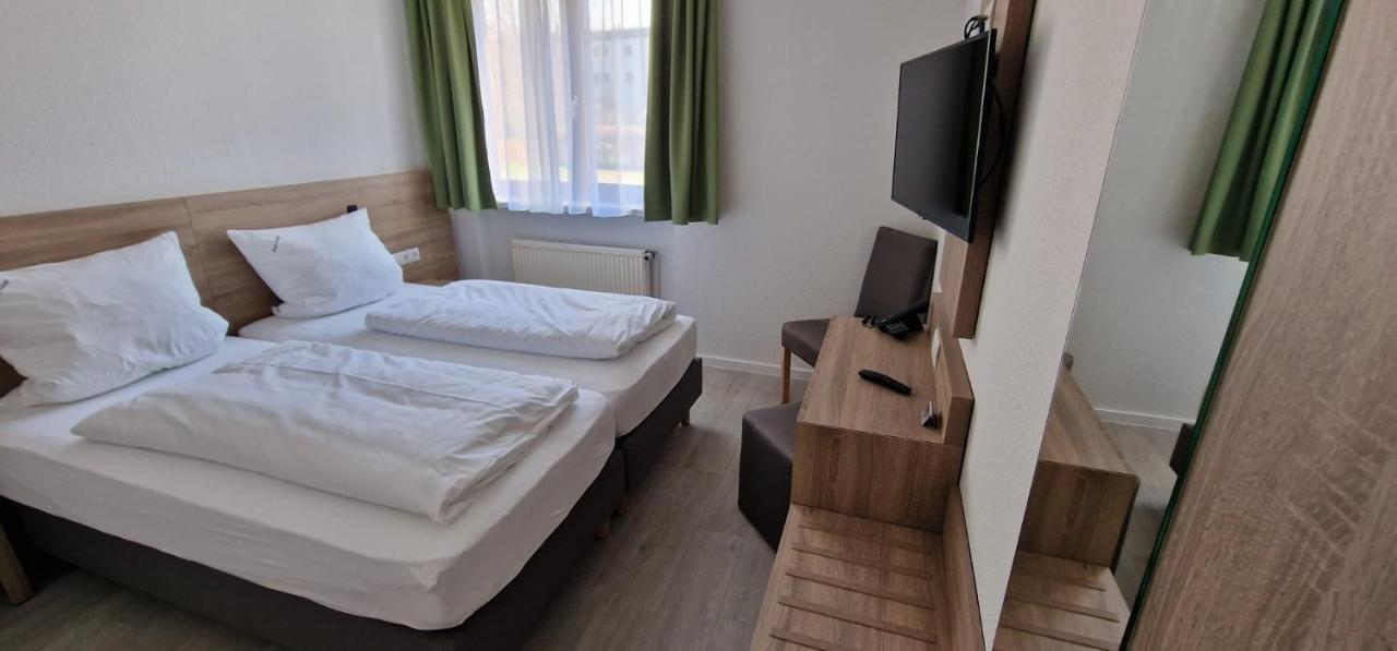 Hotel Ladage Франкфурт-на-Майне Экстерьер фото